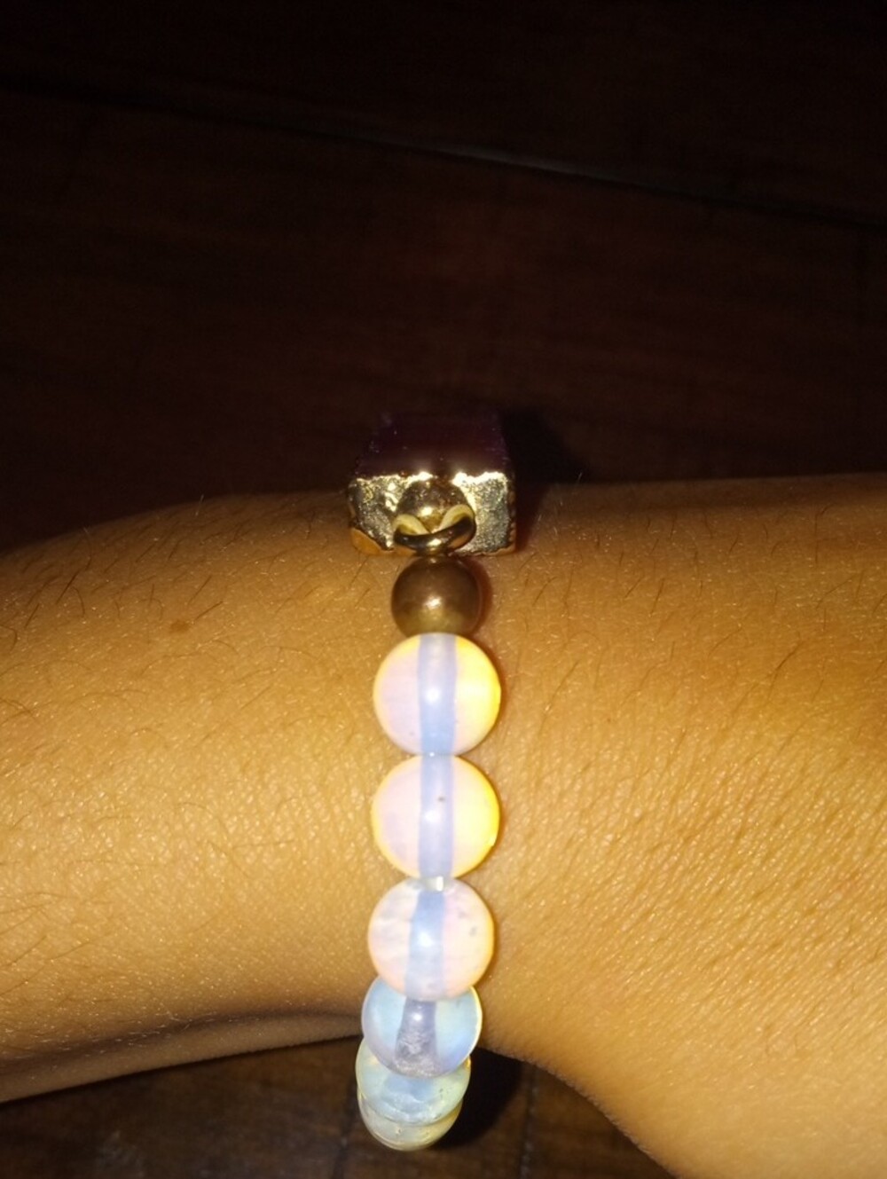 Pink Agate Bar & Opalescent Bead Stretch Bracelet NWT - Picture 4 of 6